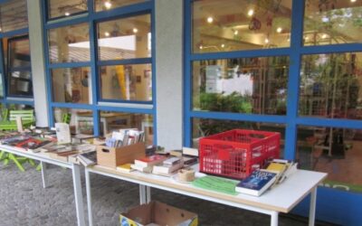 Lesecafé: Bücher-Flohmarkt